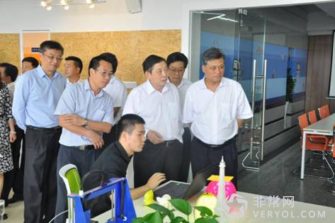 赛格创客中心—做一个有温度的创客平台(图2) DSC_0078.JPG