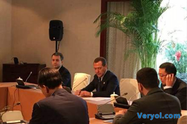 世界互联网大会乌镇召开!习大大发表主题演讲(图2) 11_meitu_2