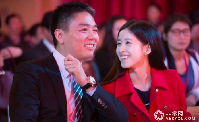 苏宁持久战“耗战”京东 智能电视推行开机广告(图1) _1