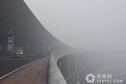 中央空净嵌入智能场景 爱优特开启高效净化活性氧新时代(图1) 中央空净嵌入智能场景 爱优特开启高效净化活性氧新时代(图1)