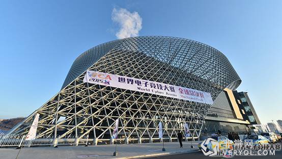 WCA打造银川电竞周,向世界展现塞上魅力(图1) 说明: http://img.wca.com.cn/resources/picture/1/2015/12/22/20151222101345553.jpg
