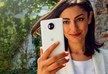 怪像！Lumia950XL问题频发却仍供不应求