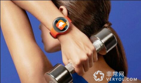 Moto 360运动手表正式发布!“半吊子”技能如何突围?(图3) 2
