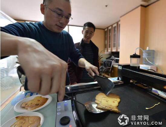 3D煎饼打印机来了!再也不用担心宝宝不吃饭了(图3) 23