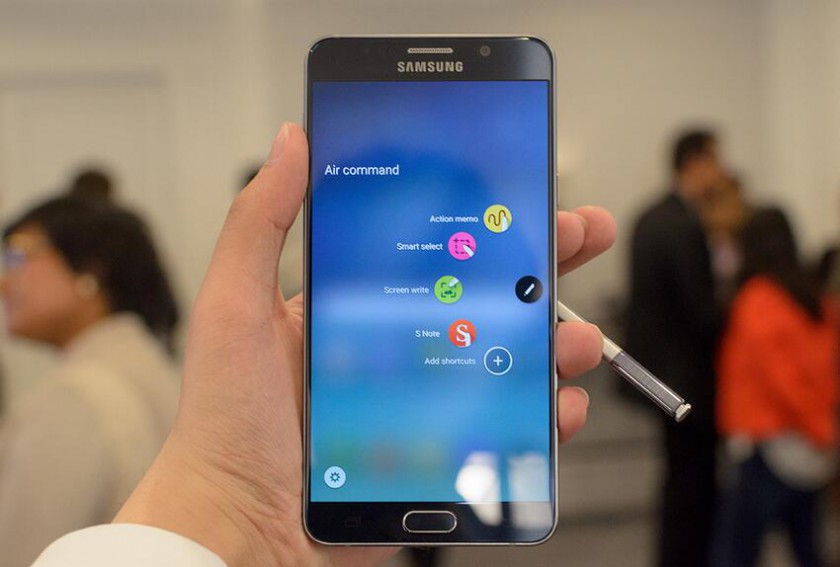 s7只是玩笑?三星Note6才是真刺激?(图1) 0160323144604