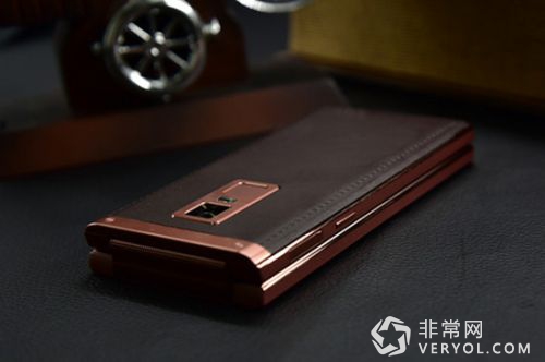 全球首款一体环全金属手机金立S8发布:售价2599元(图2) 2_副本