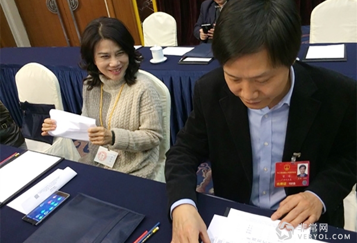 这次得令小米服气了!传格力手机二代或3月8日发布(图1) 9