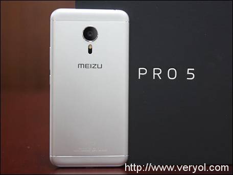 差价 100 元 三星 Galaxy C7魅族 PRO5 怎么选?(图3) http://i8.hexunimg.cn/2015-09-23/179430069.jpg