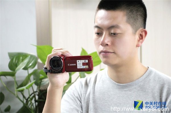 小巧便携家用DV 佳能HF R76摄像机评测(图2) 小巧便携家用DV 佳能HF R76摄像机评测