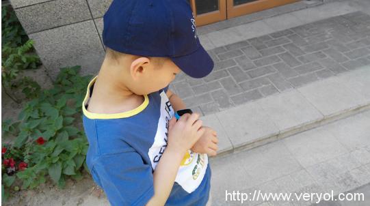 6岁小男孩写给360巴迪龙儿童手表SE的体验报告(图2) 6岁小男孩写给360巴迪龙儿童手表SE的体验报告(图2)