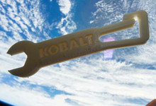 不容易！国际空间站3D打印出首把扳手