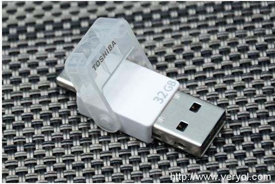 Type-C时代来临 东芝发布USB Type-C双接口优盘(图3) Type-C时代来临 东芝发布USB Type-C双接口优盘(图3)