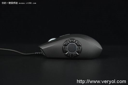试玩雷蛇那伽梵蛇六芒星V2游戏鼠标(图4) 试玩雷蛇那伽梵蛇六芒星V2游戏鼠标