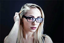 Laforge增强现实眼镜年底上市 外观更时尚