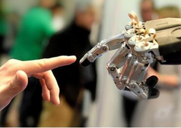 聊天也能点单？必胜客聊天机器人今秋上线