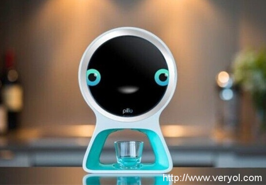 萌顾问Pillo机器人走进家庭，可为用户自动分配药物