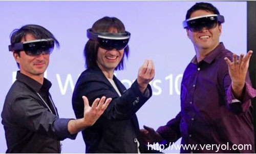 豪气!这家公司竟买了24000台HoloLens给员工使用(图1) 1