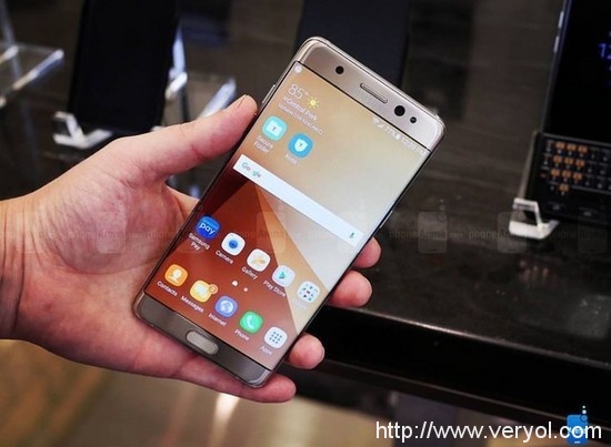 电池再度爆炸,三星确认将推迟Note 7出货时间(图3) 1470902579363