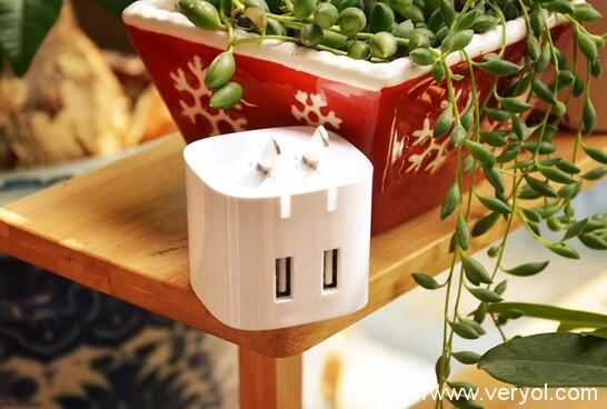 秒换“随机应变”模式，公牛自动防过充USB充电器评测