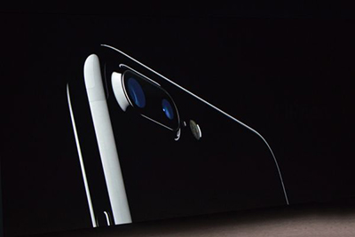苹果不再公布iPhone 7首周销量,苹果股价应声下跌2.62%(图2) 20160908113356152