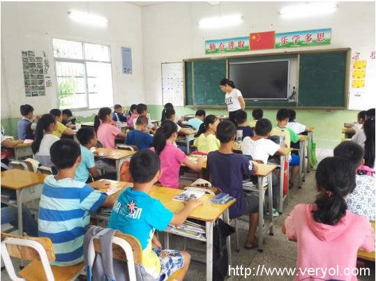 易直播教师节特别献礼：乡村女教师与“小屁孩们”的温暖故事(图3)