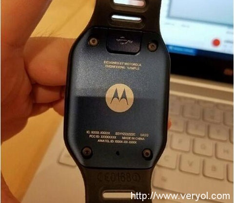 向苹果看齐?下一代Moto 360手表或将变“方”(图4) 3