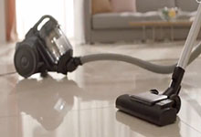 和缠发问题Say Googbye了!三星开发了一套吸尘器免缠系统