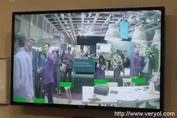 首款“真正实现了人工智能”的家居安全系统亮相IFA(图2) 89ac7d48284fdaf.jpg_600x600