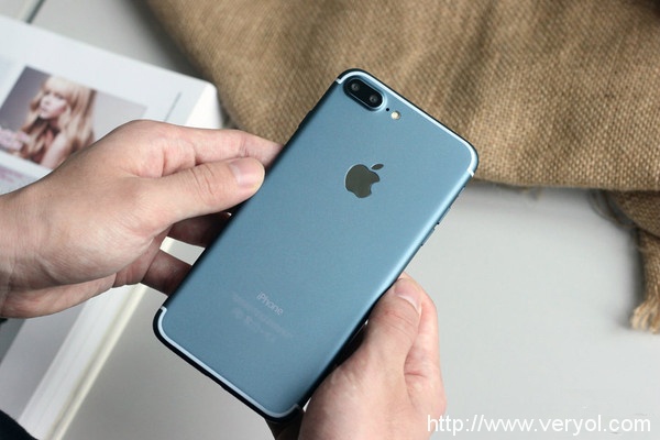 iPhone 7包装盒曝光 确定32GB起步!(图3) a (2)