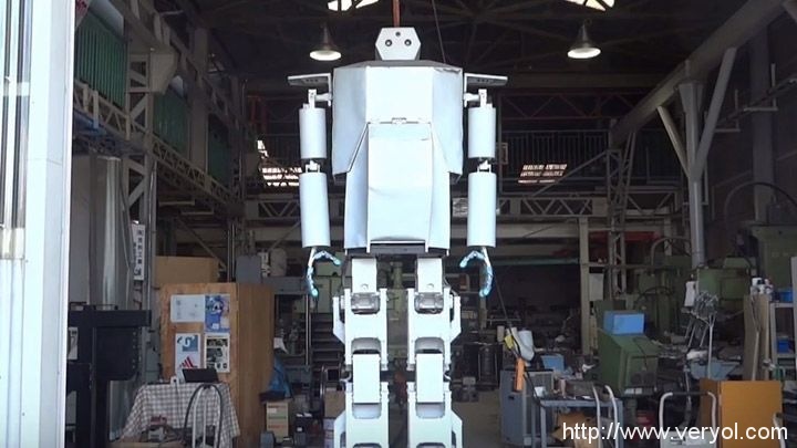 坚持童年梦想,这群人制造了现实版高达机器人(图1) a11