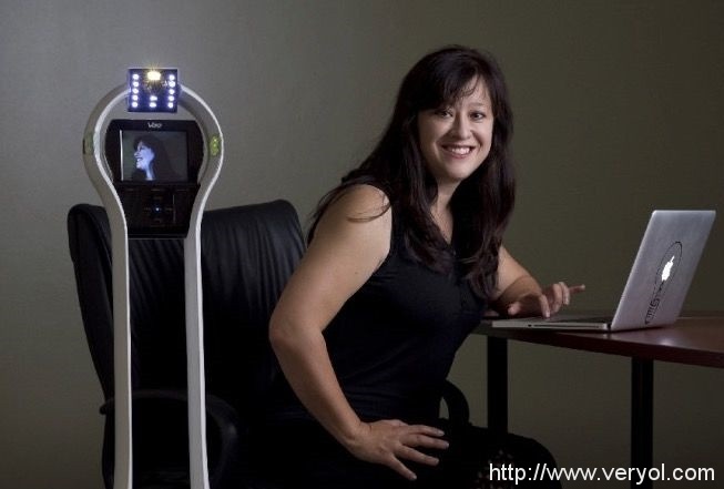 脑洞太大，“替身”机器人可代你去上学