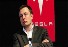 特斯拉为电动卡车项目再挖墙脚，这次是戴姆勒