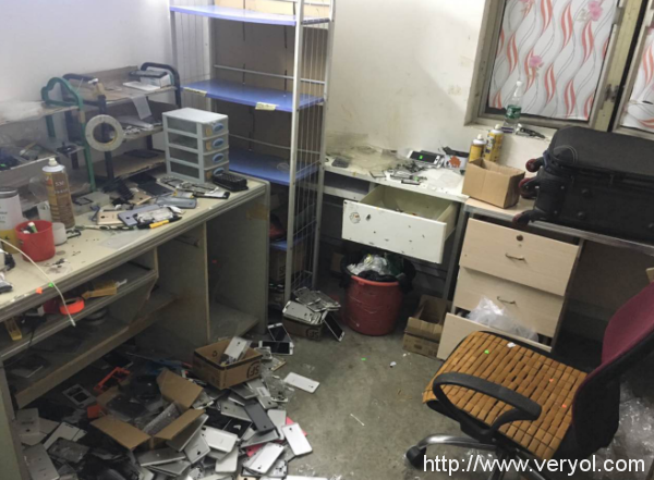 让消费者天天都过315 魅族重拳打击深圳售假窝点(图2) 2