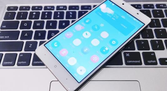 中国移动N2手机成校园神机,高性能低价格成诱惑原力(图1) 中国移动N2手机成校园神机,高性能低价格成诱惑原力(图1)