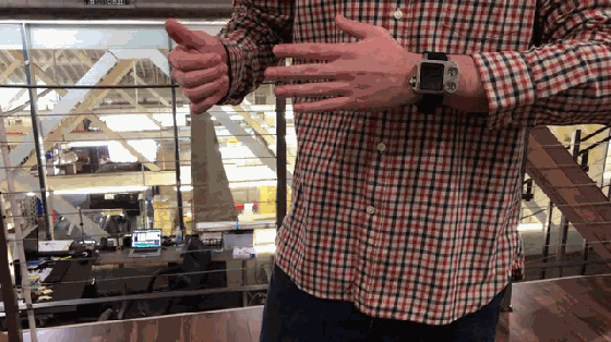 Apple Watch也有保护壳了 很结实但有点丑(图1) 0