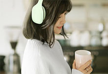 小米头戴式耳机轻松版发布 网友：年轻人的第一顶绿帽