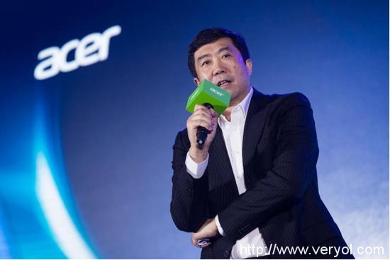 宏碁痴迷“最薄笔记本”?四机连发售价感人(图1) 宏碁痴迷“最薄笔记本”?四机连发售价感人(图1)