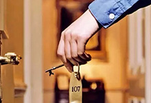 在线短租整合大潮开幕：小猪攀附Airbnb，途家站队携程！