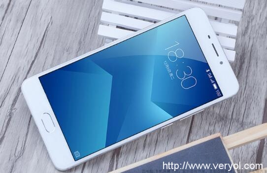 魅蓝Note5金色版19日上市 魅族将再引热抢(图2) 魅蓝Note5金色版19日上市 魅族将再引热抢(图2)