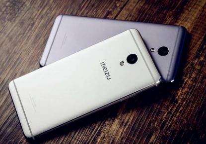 21秒销售一万台,魅蓝Note5为啥这么火?(图4) 21秒销售一万台,魅蓝Note5为啥这么火?(图4)