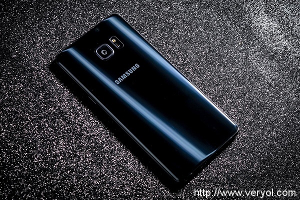 三星出终极大招:修改软件禁止Note 7充电(图2) samsung-2