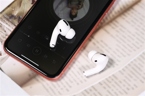 新固件更新惹祸：AirPods Pro 2出现严重掉电问题