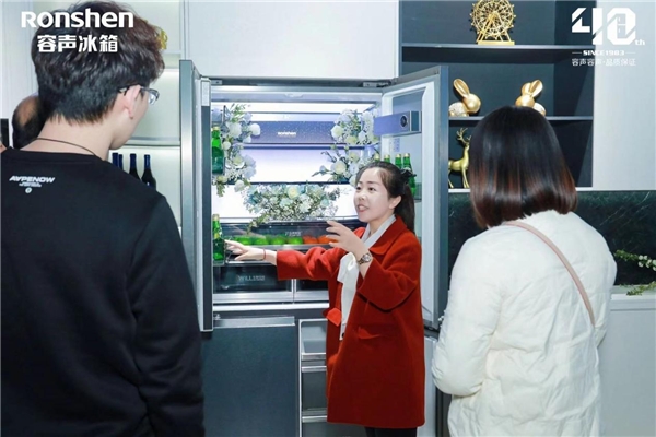 容声冰箱抢占“超薄嵌入”新赛道，技术创新是竞争加速器(图2)
