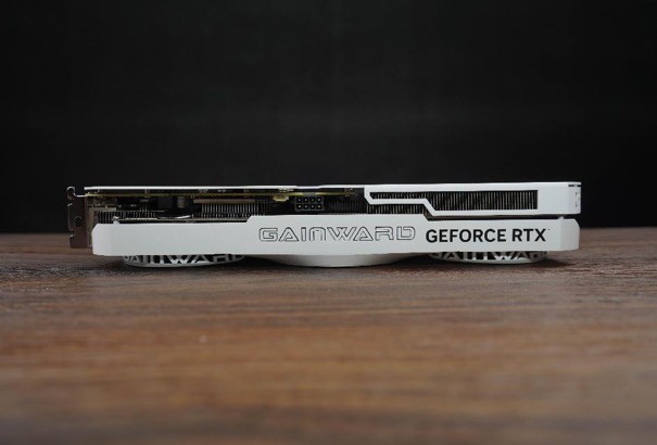 耕升 RTX 4060 Ti 星极皓月OC,DLSS 3助力1080P光追极致体验(图6)