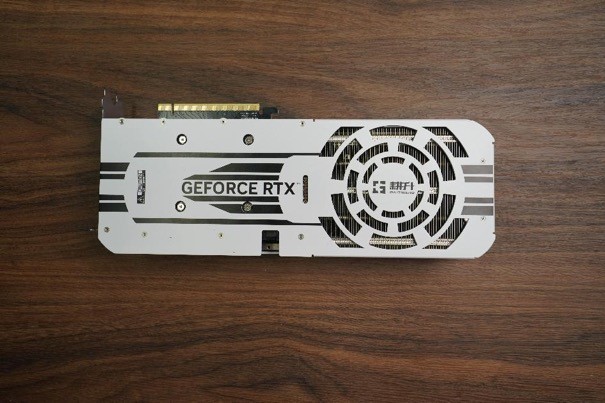 耕升 RTX 4060 Ti 星极皓月OC,DLSS 3助力1080P光追极致体验(图5)