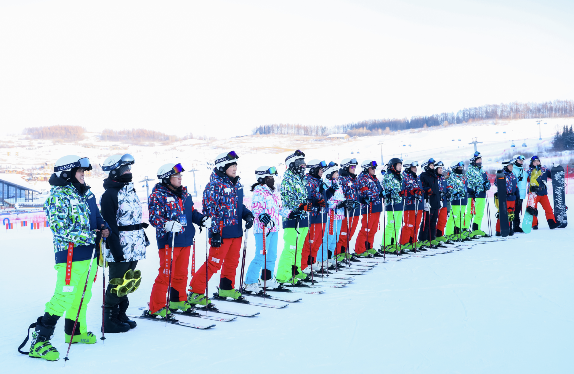 2023年红旗冰雪嘉年华：红旗SUV家族与用户共享长白山冰雪“旗”缘(图6)