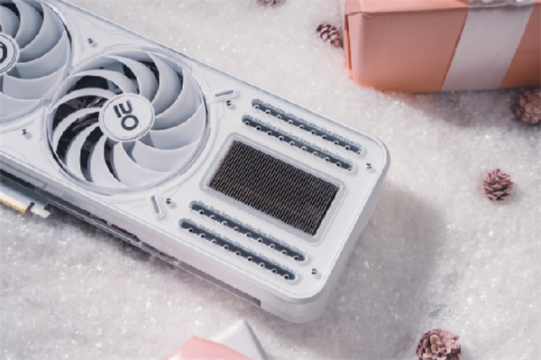 影驰 20 周年 RTX 4070 纪念版 携手DLSS 3“流畅”一整年(图15)