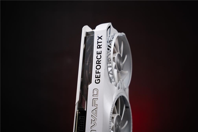 AI性能持续释放！耕升 GeForce RTX 4070 SUPER 星极皓月 OC 评测解禁(图46)