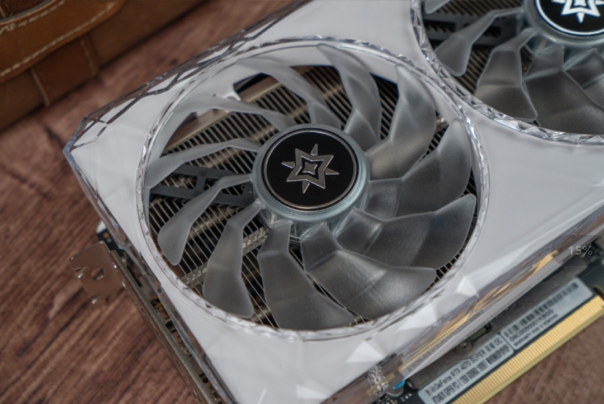 “SUPER”快，影驰 GeForce RTX 4070 SUPER 星曜 OC 评测！带你速闯AI新领域(图13)
