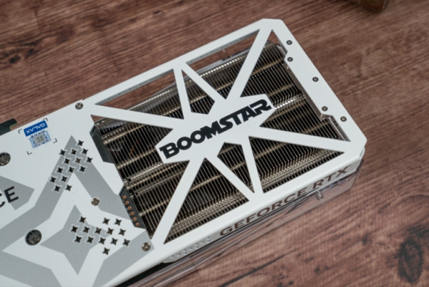 “SUPER”快，影驰 GeForce RTX 4070 SUPER 星曜 OC 评测！带你速闯AI新领域(图14)